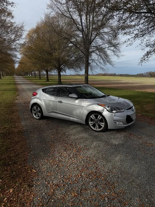 2012 Hyundai Veloster - Image 3 of 10