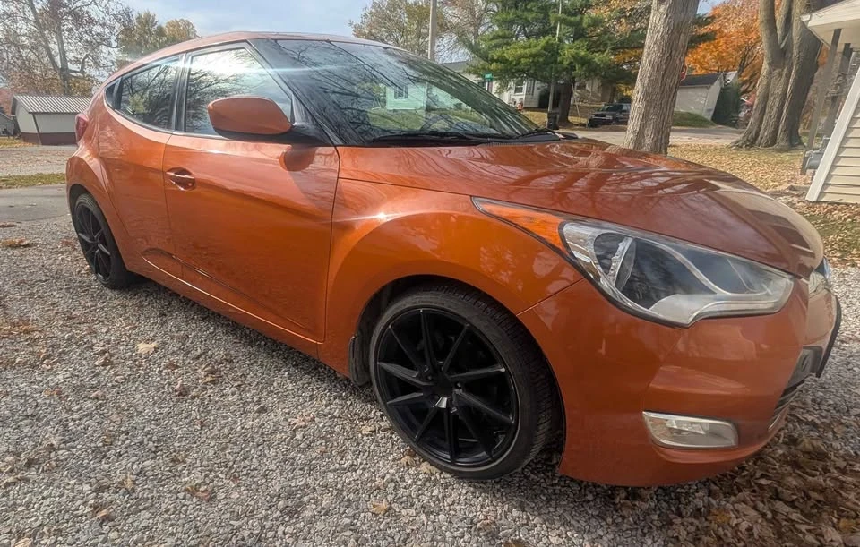 2012 Hyundai Veloster - Image 2 of 20