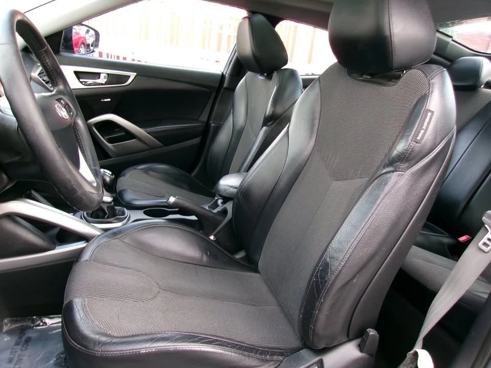 2012 Hyundai Veloster - Image 11 of 20