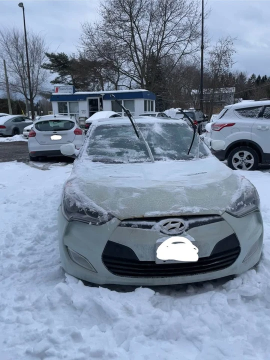 2012 Hyundai Veloster - Image 6 of 11