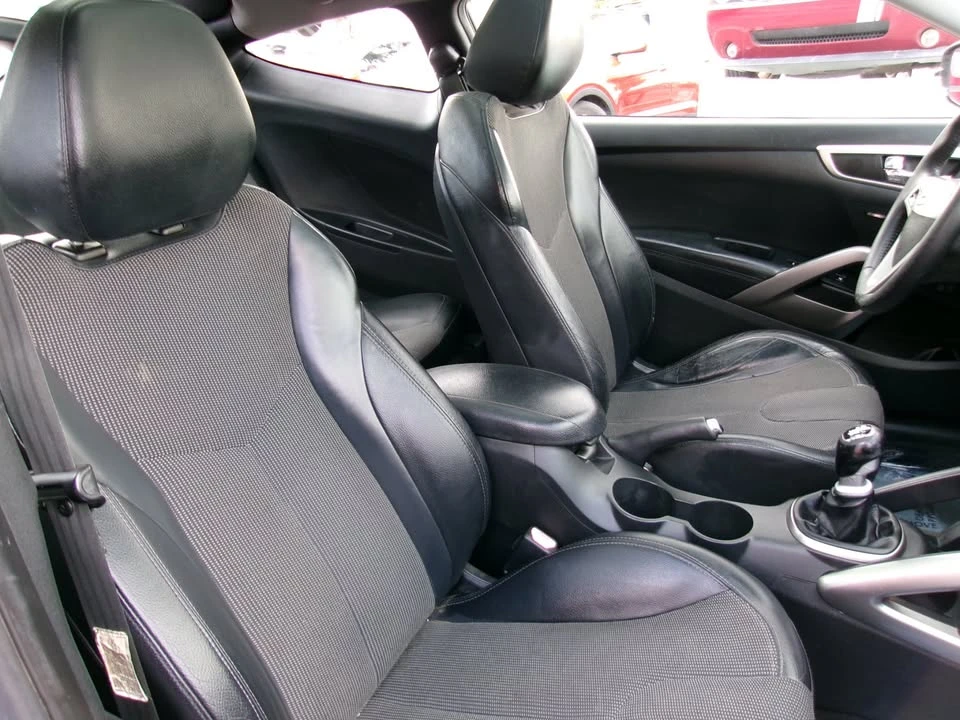 2012 Hyundai Veloster - Image 17 of 20