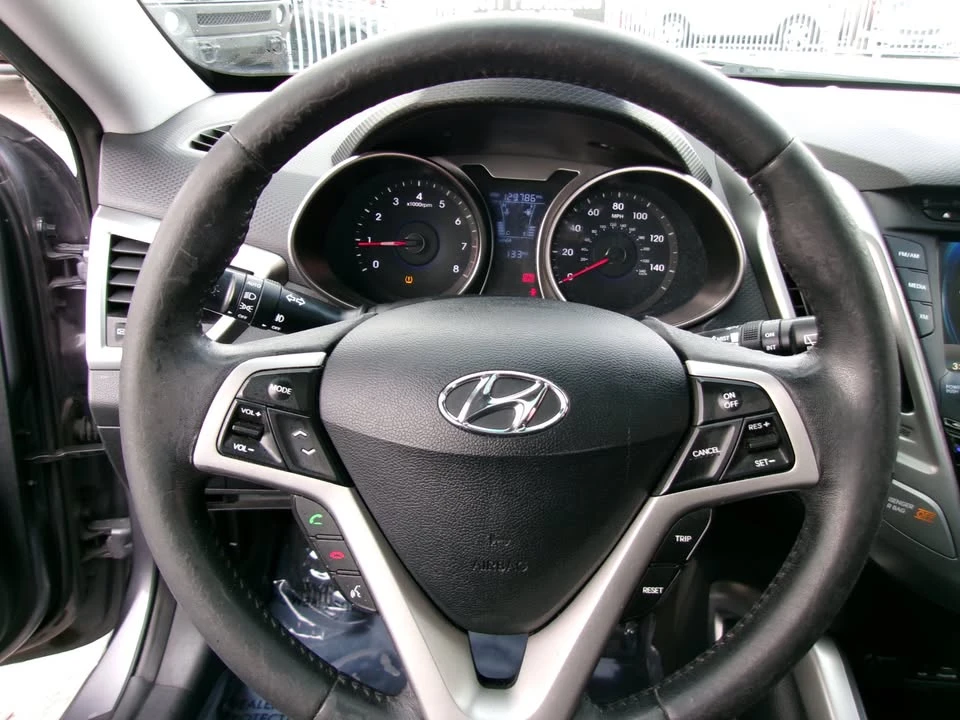 2012 Hyundai Veloster - Image 18 of 20