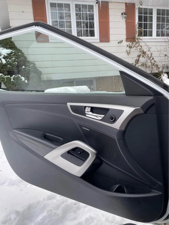 2012 Hyundai Veloster - Image 11 of 11