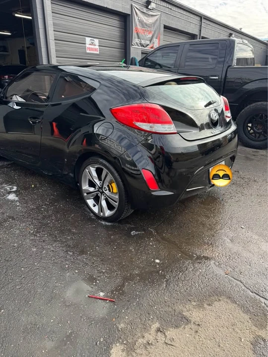 2012 Hyundai Veloster - Image 8 of 9