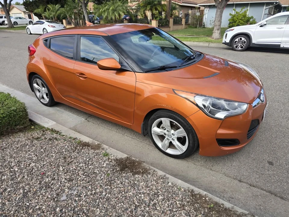 2012 Hyundai Veloster - Image 3 of 7