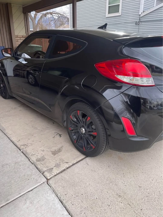 2012 Hyundai Veloster - Image 5 of 10