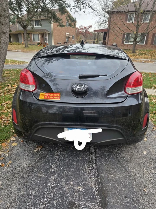 2012 Hyundai Veloster - Image 2 of 11