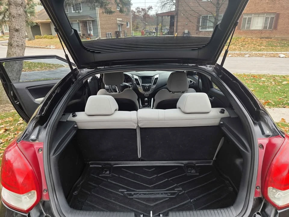 2012 Hyundai Veloster - Image 5 of 11
