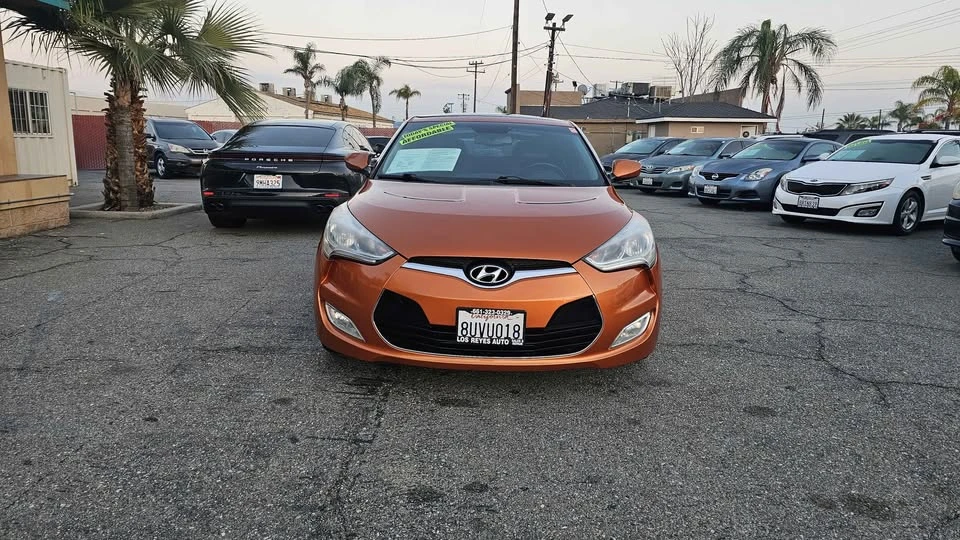 2012 Hyundai Veloster - Image 3 of 10