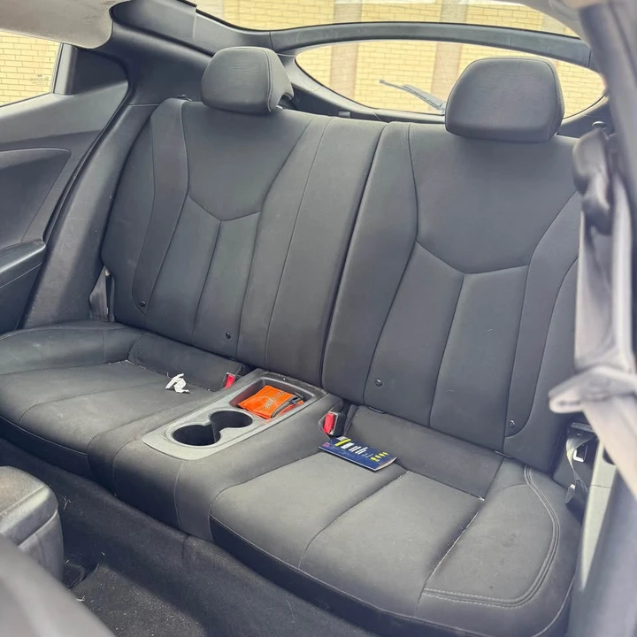 2012 Hyundai Veloster - Image 10 of 17