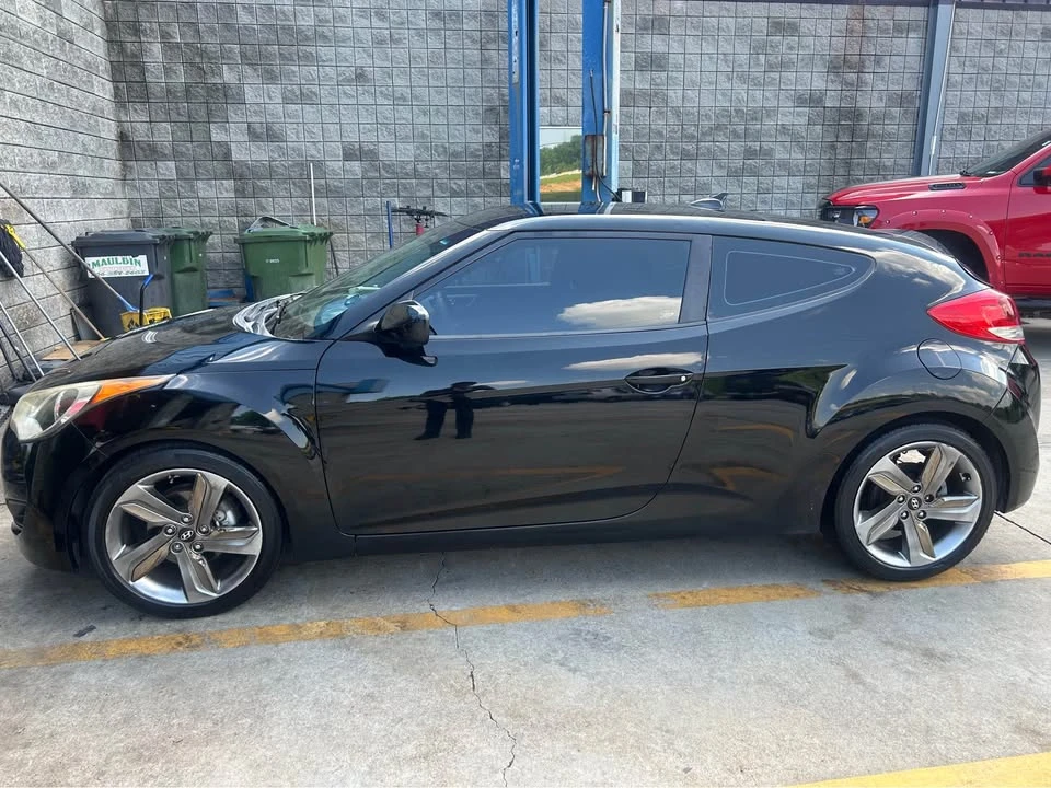 2012 Hyundai Veloster - Image 8 of 9