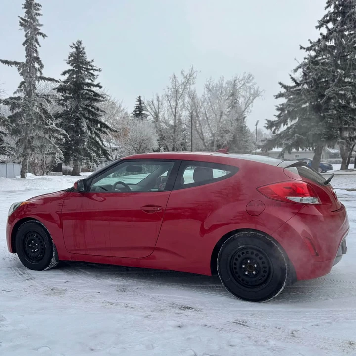 2012 Hyundai Veloster - Image 6 of 17