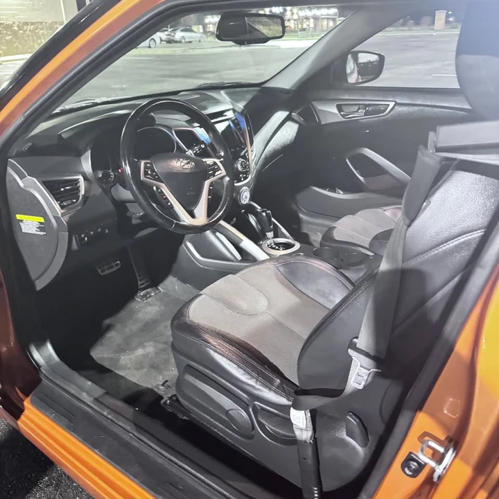 2012 Hyundai Veloster - Image 13 of 16