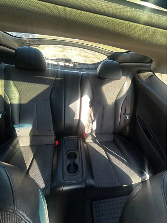 2012 Hyundai Veloster - Image 11 of 16