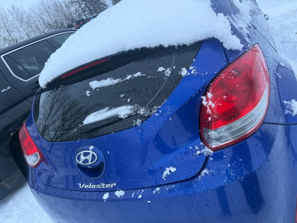 2012 Hyundai Veloster - Image 8 of 9
