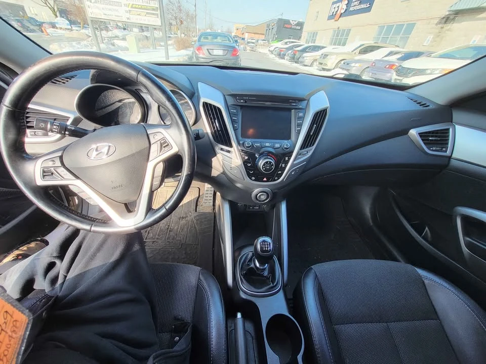 2012 Hyundai Veloster - Image 6 of 15