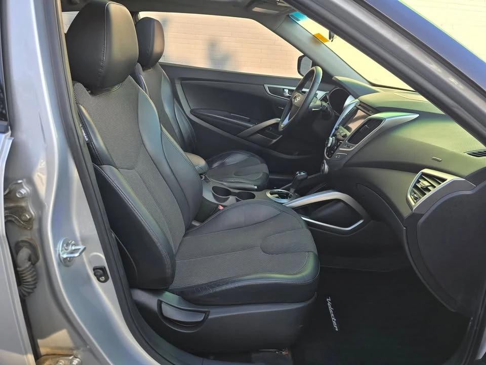 2012 Hyundai Veloster - Image 13 of 20