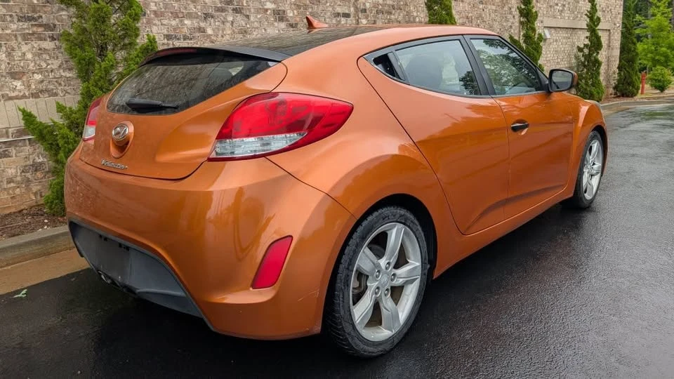 2012 Hyundai Veloster - Image 8 of 16