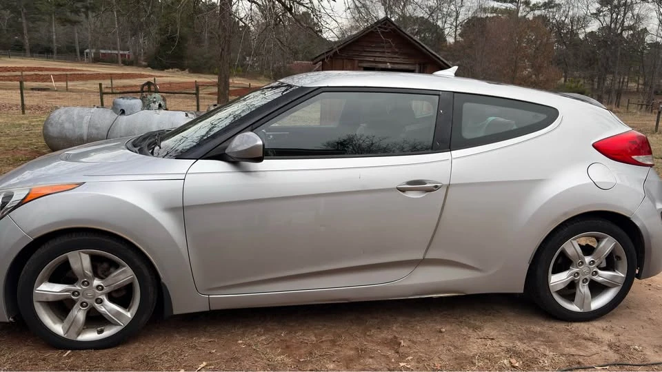 2012 Hyundai Veloster - Image 10 of 10