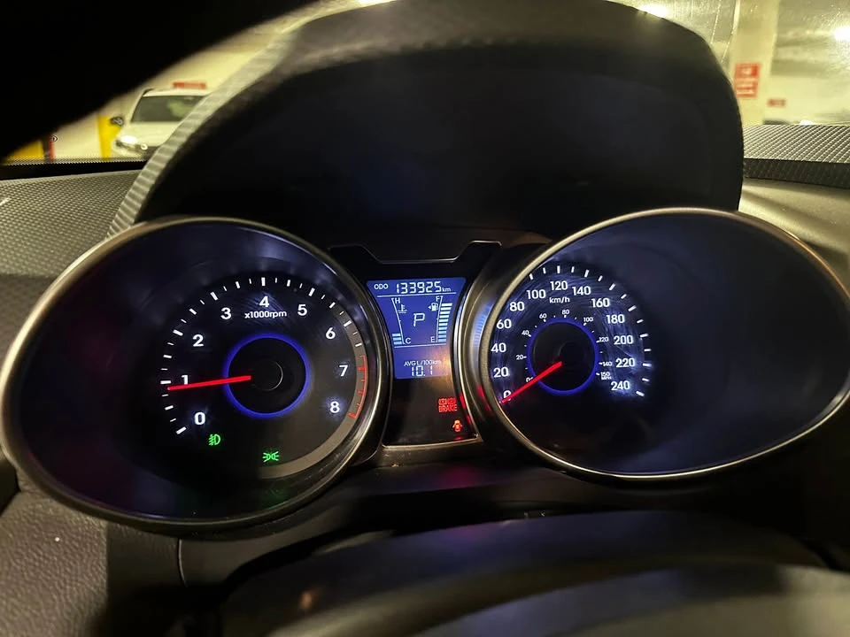 2012 Hyundai Veloster - Image 10 of 16