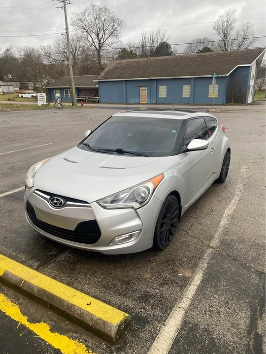 2012 Hyundai Veloster - Image 3 of 10