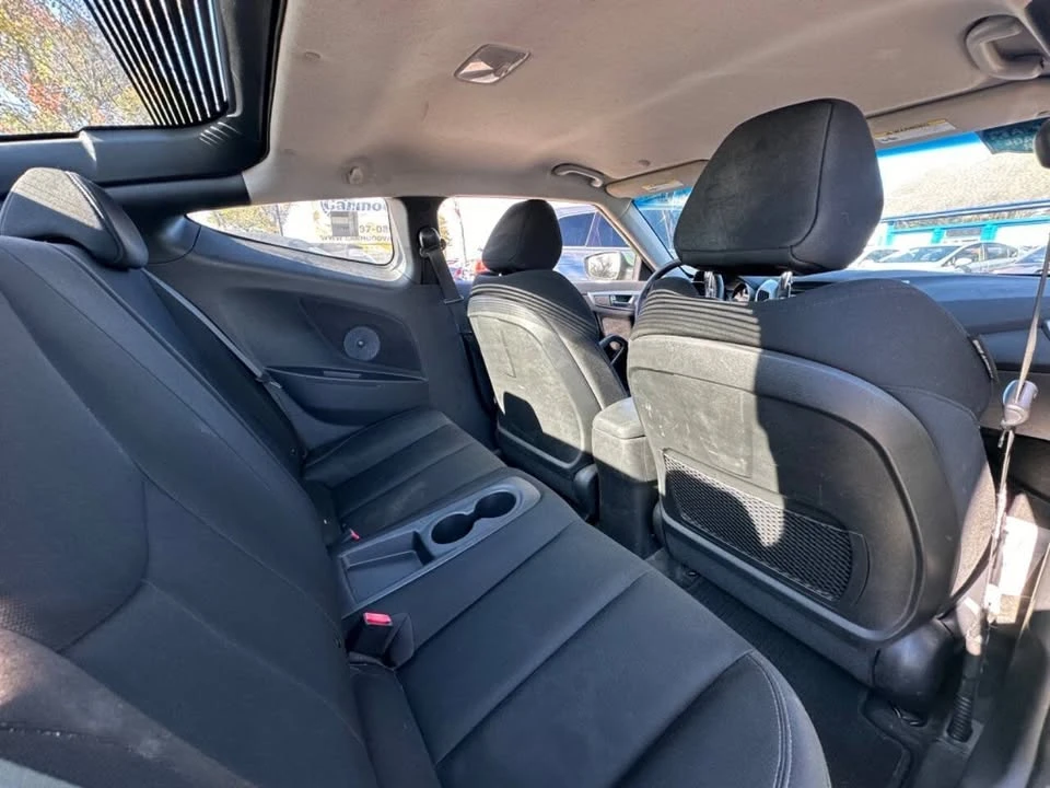 2012 Hyundai Veloster - Image 15 of 19