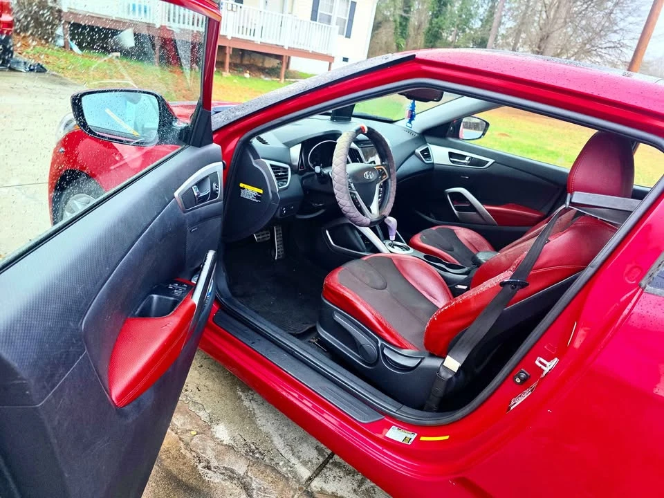 2012 Hyundai Veloster - Image 6 of 13