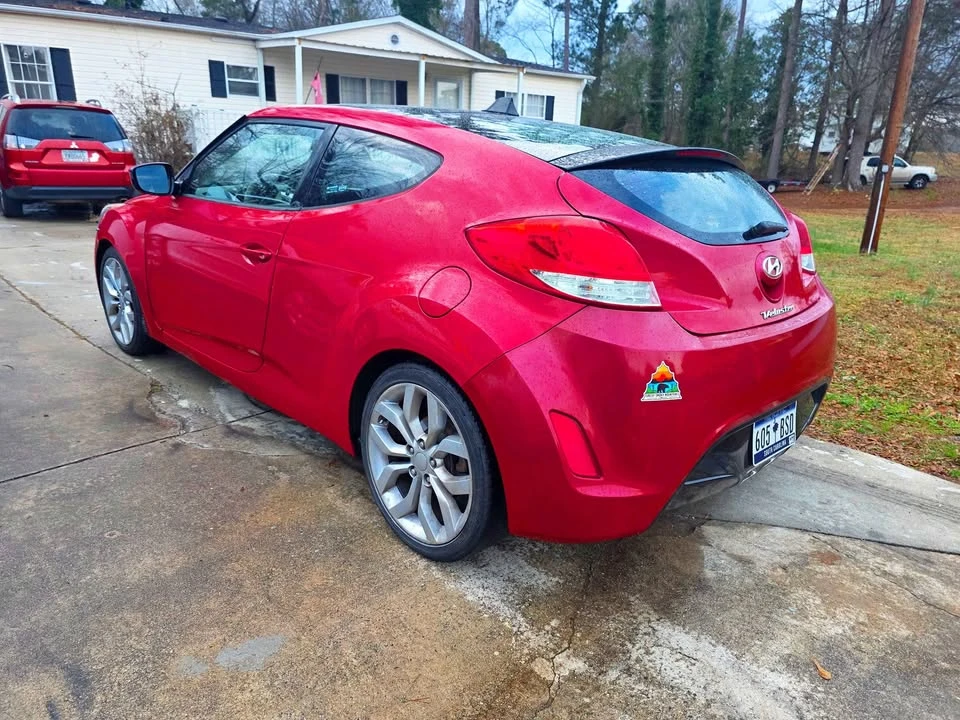 2012 Hyundai Veloster - Image 12 of 13