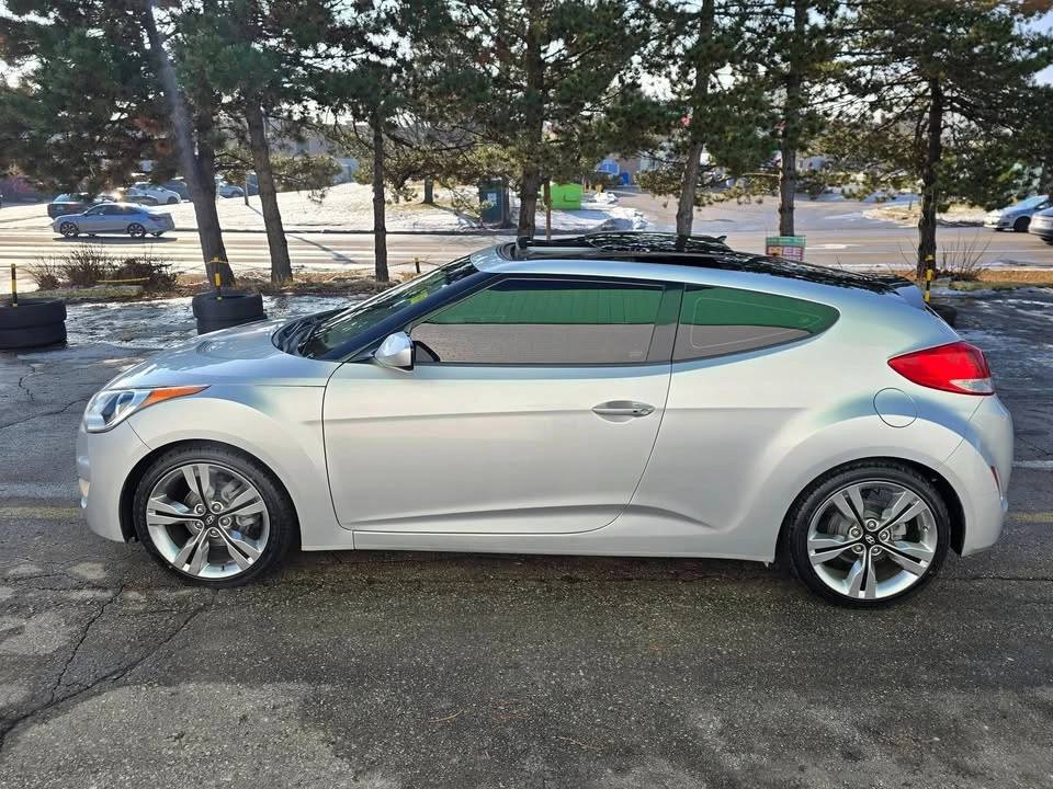 2012 Hyundai Veloster - Image 2 of 20