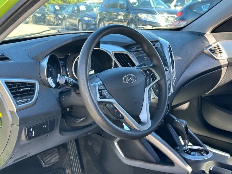 2012 Hyundai Veloster - Image 10 of 19