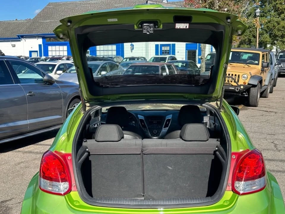 2012 Hyundai Veloster - Image 16 of 19