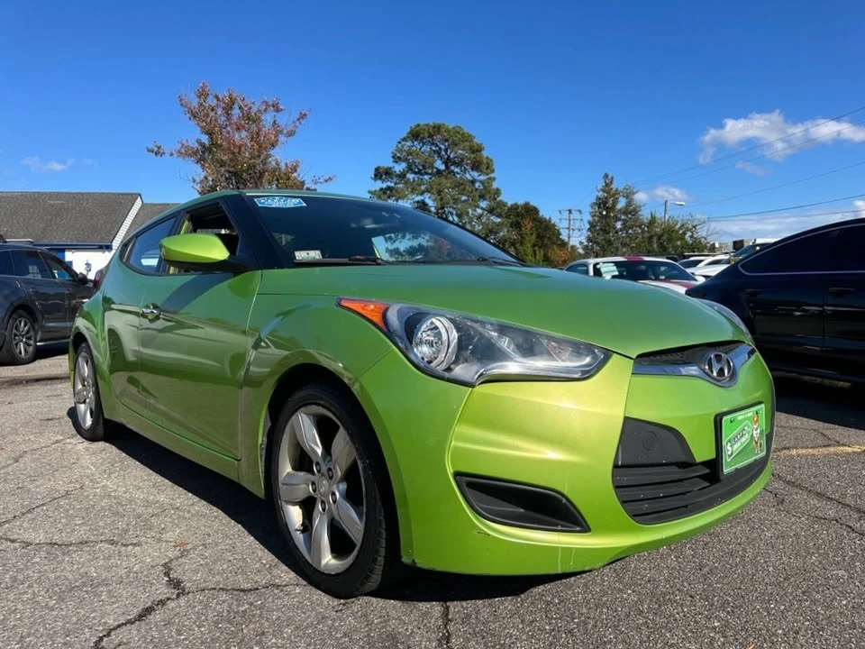 2012 Hyundai Veloster - Image 2 of 19