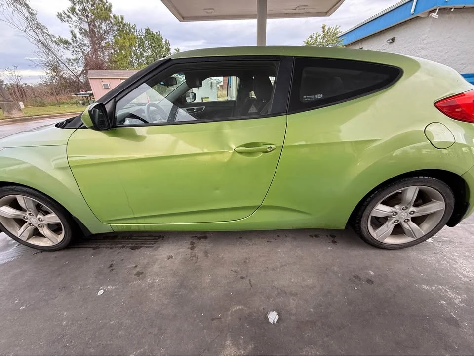2012 Hyundai Veloster - Image 2 of 7