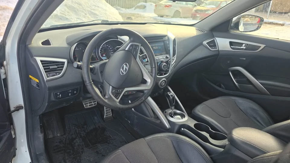 2012 Hyundai Veloster - Image 6 of 9