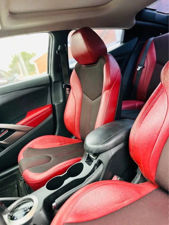 2012 Hyundai Veloster - Image 7 of 10