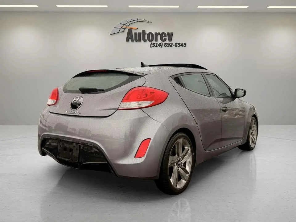 2012 Hyundai Veloster - Image 8 of 10