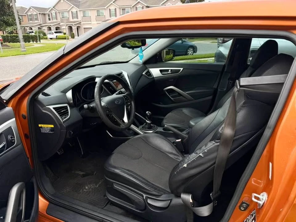 2012 Hyundai Veloster - Image 6 of 13