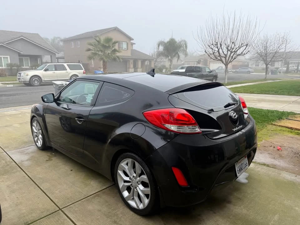 2012 Hyundai Veloster - Image 3 of 5
