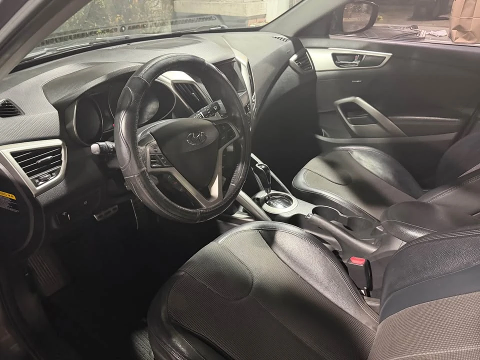 2012 Hyundai Veloster - Image 7 of 8