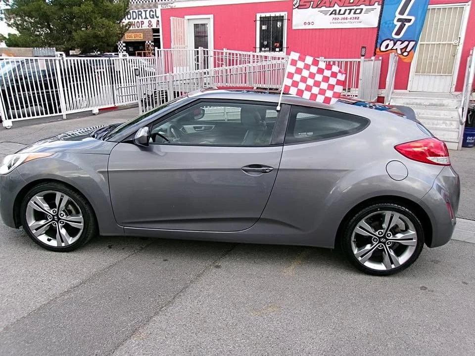 2012 Hyundai Veloster - Image 8 of 20