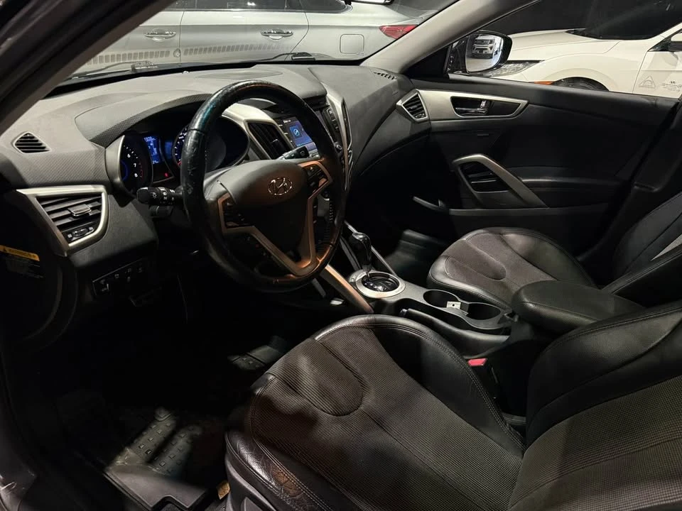2012 Hyundai Veloster - Image 6 of 11