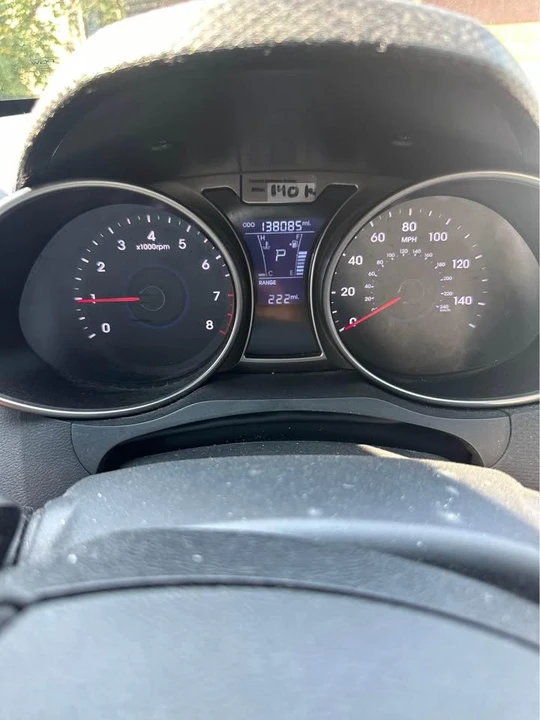 2012 Hyundai Veloster - Image 6 of 10