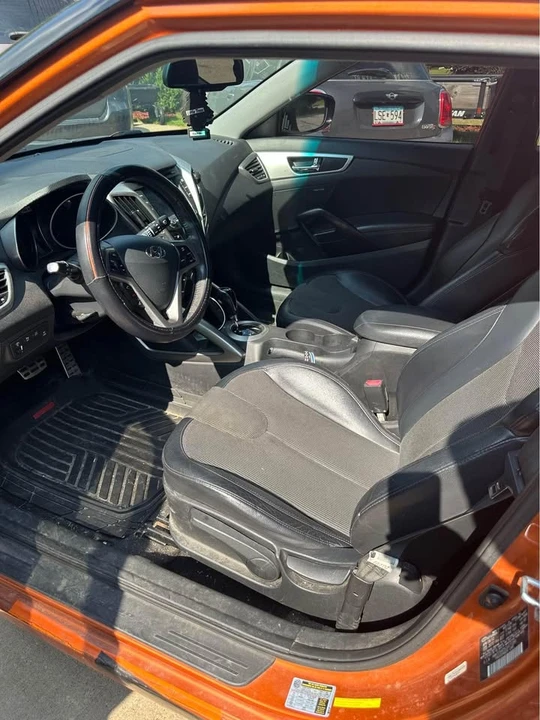 2012 Hyundai Veloster - Image 7 of 10