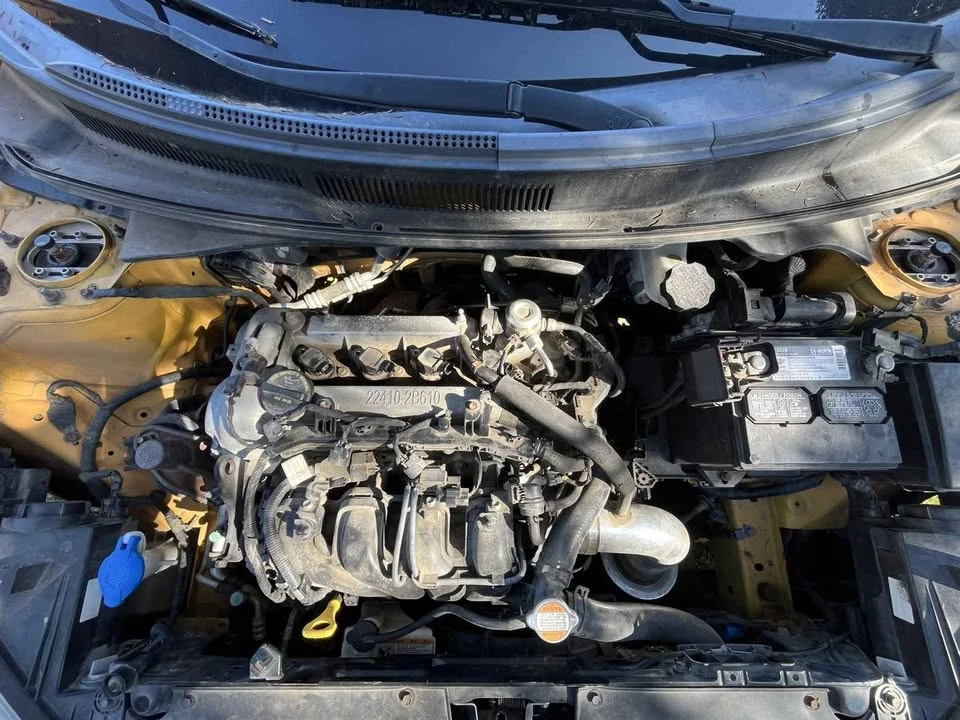 2012 Hyundai Veloster - Image 14 of 19