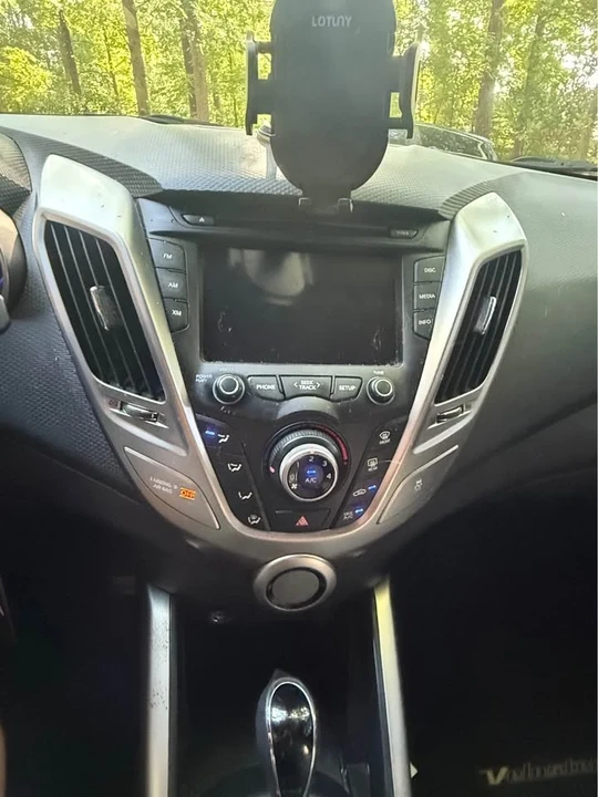 2012 Hyundai Veloster - Image 12 of 12