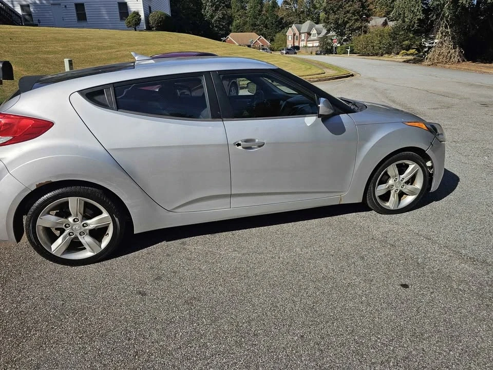 2012 Hyundai Veloster - Image 6 of 13