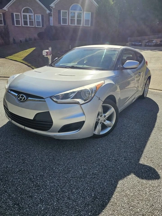 2012 Hyundai Veloster - Image 11 of 13