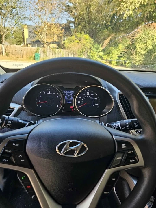 2012 Hyundai Veloster - Image 13 of 13