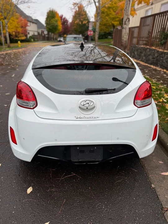 2012 Hyundai Veloster - Image 5 of 11