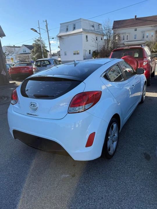 2012 Hyundai Veloster - Image 3 of 4